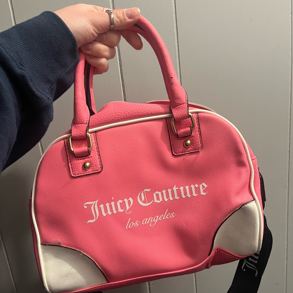 Juicy Couture logo strap bag